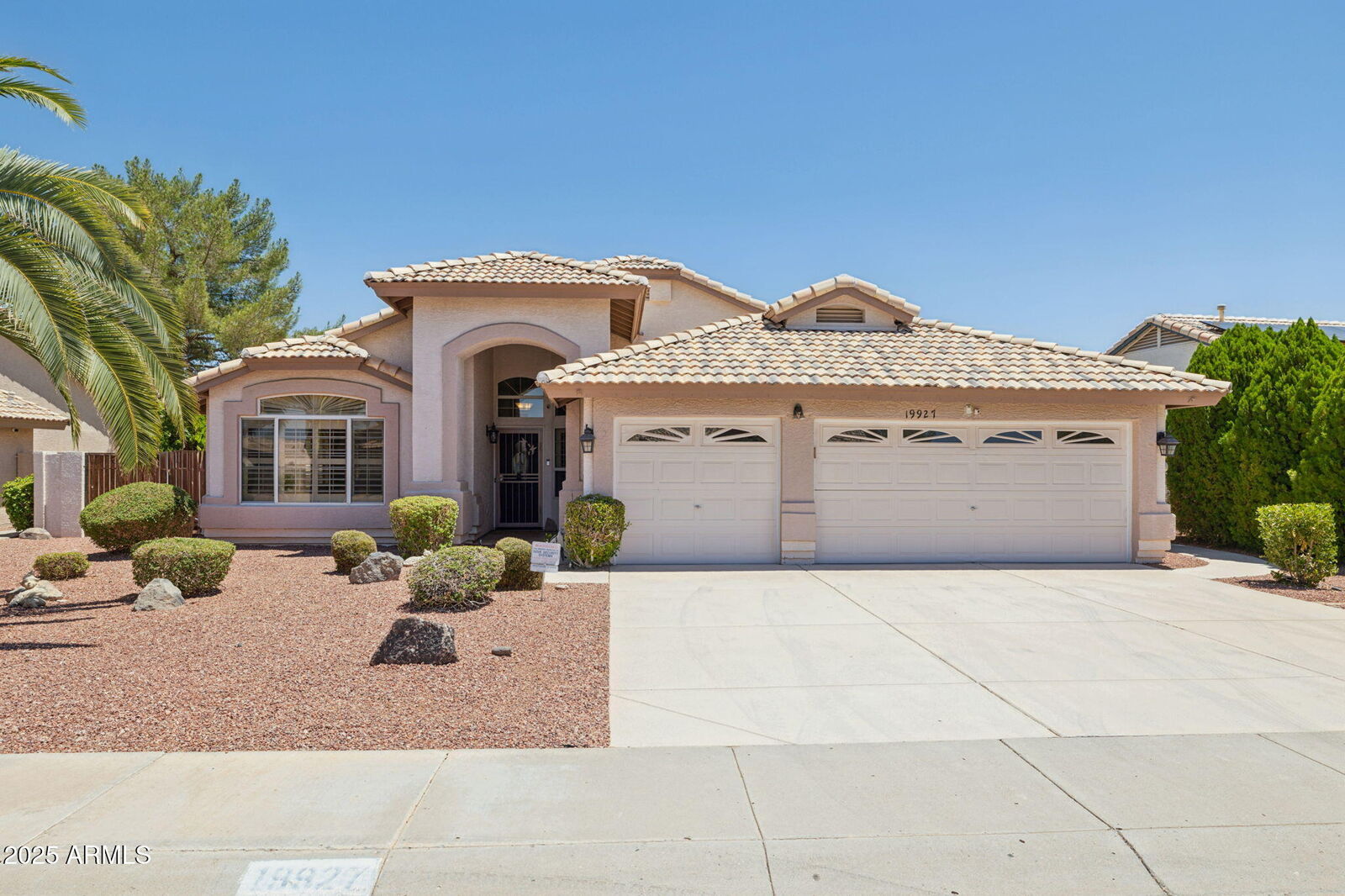 Property Photo: 19927 N 108th Lane AZ 85373