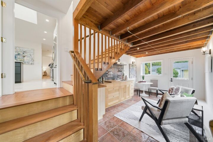 Property Photo:  4 Meadow Avenue  CA 94901