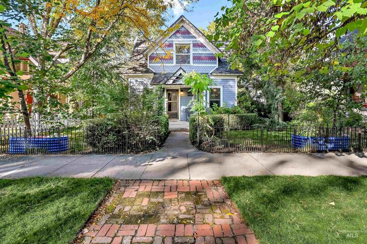 Property Photo: 1513 N 8th ID 83702