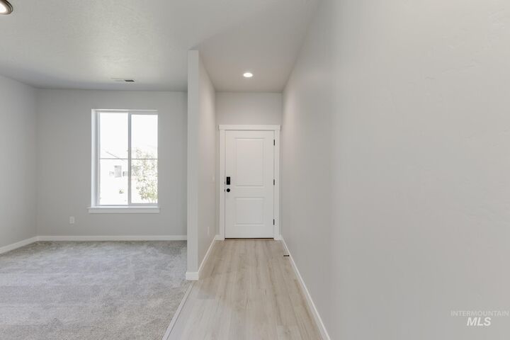 Property Photo: 7009 S Old Farm Ave ID 83642