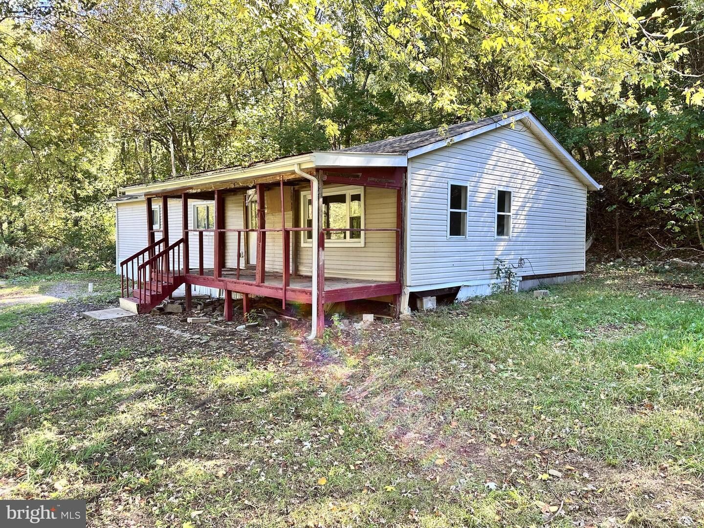 Property Photo: 152 Hawsbrick Street PA 17044