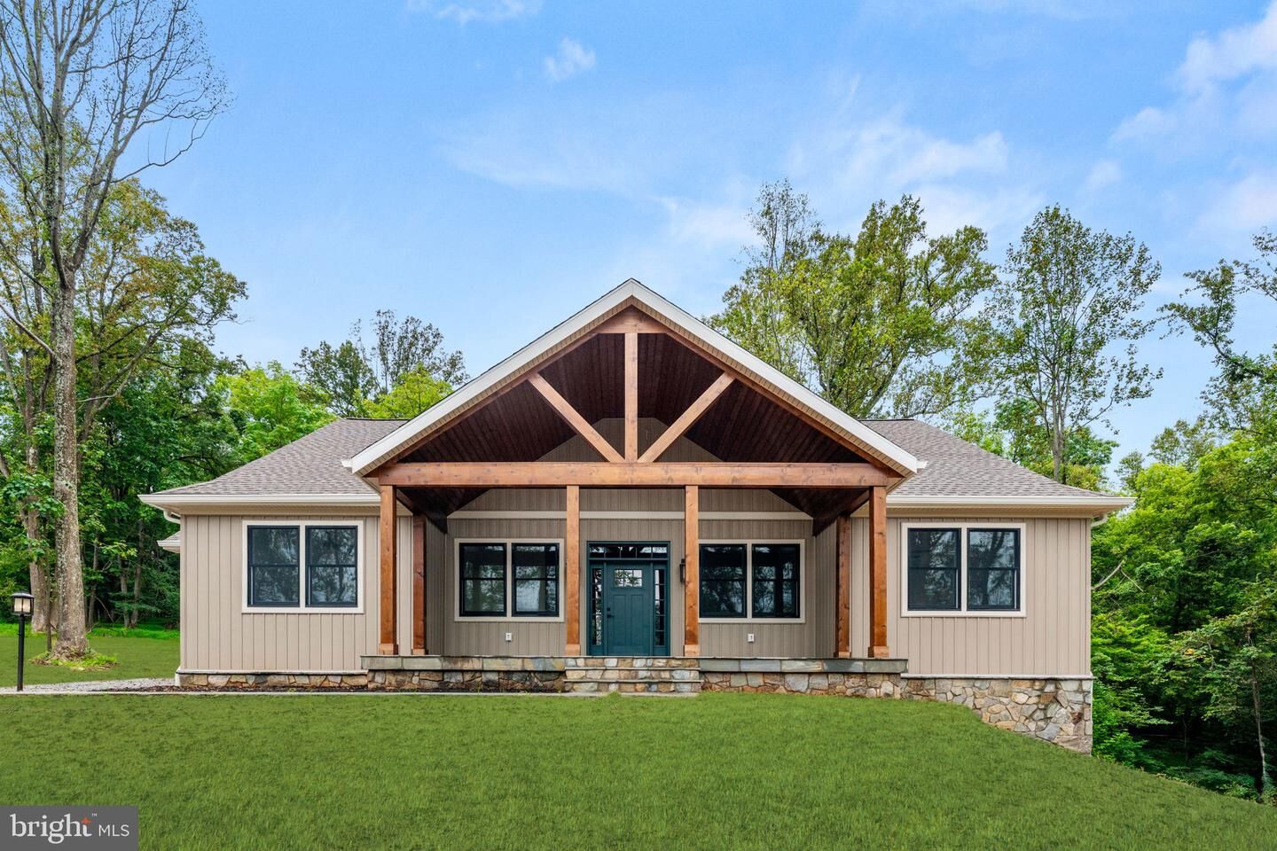 Property Photo: Valley Dr VA 20187