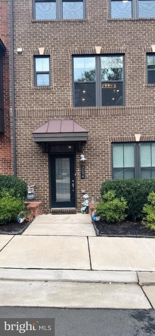Property Photo: 3094 Sassafras Court VA 22031