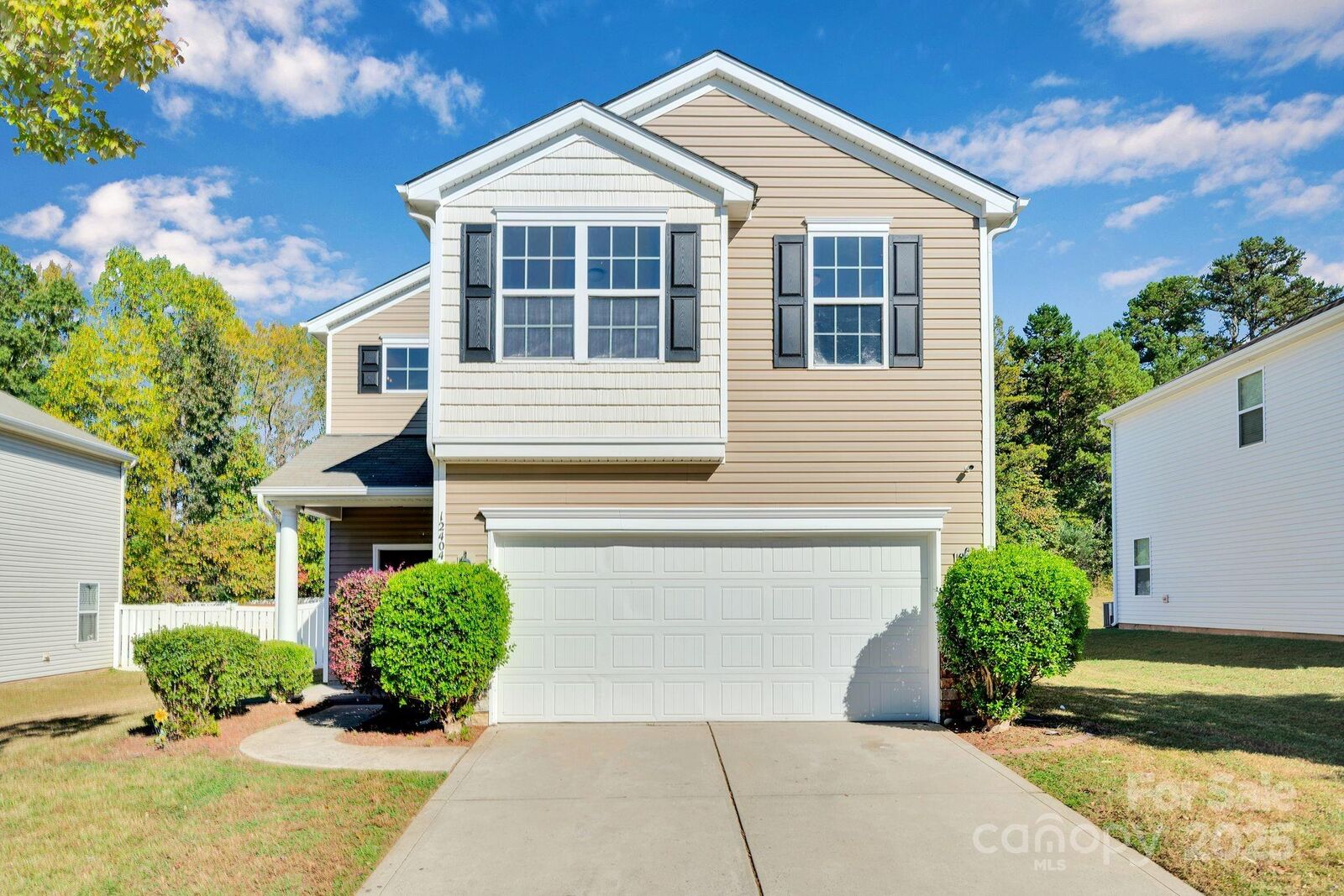 Property Photo:  12404 Bending Branch Road  NC 28227