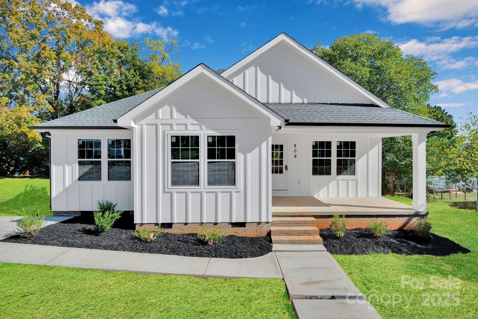 Property Photo:  808 3rd Street  NC 28086