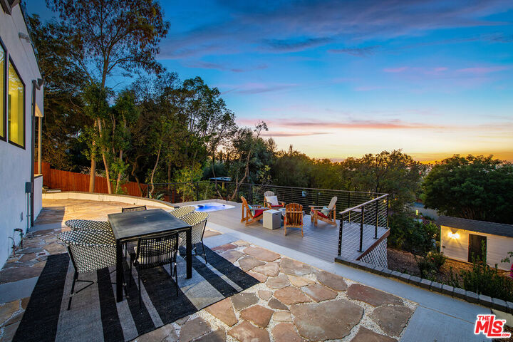 Property Photo: 3345 Wonder View Dr CA 90068