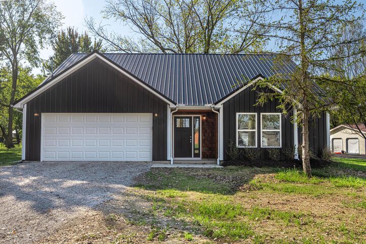 343 E Williams Street  Cardington OH 43315 photo