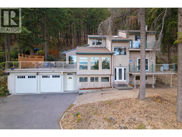 1644 Scott Crescent  West Kelowna BC V1Z 2Y2 photo