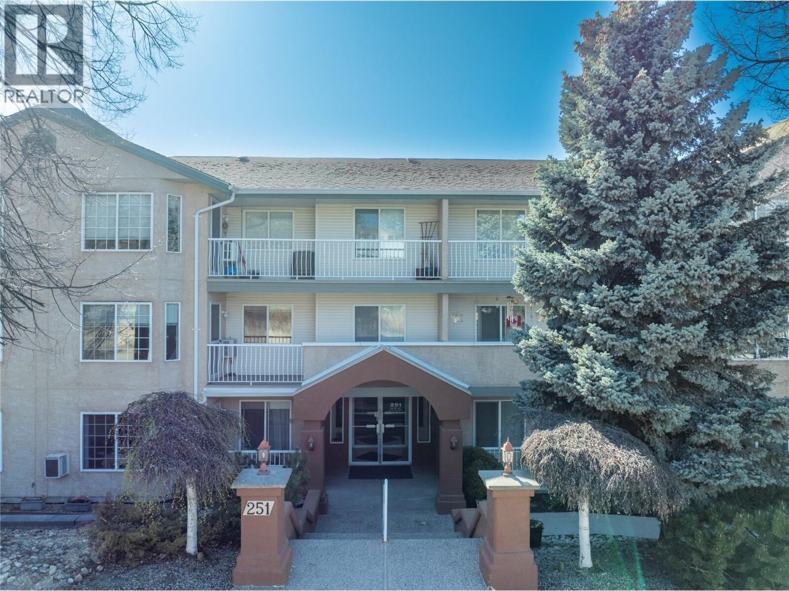Property Photo: 251 6 Street Southeast 308 BC V1E 1J9