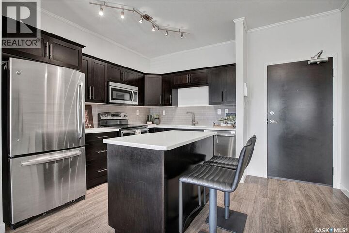 Property Photo: 109 545 Hassard Close SK S7L 6V3