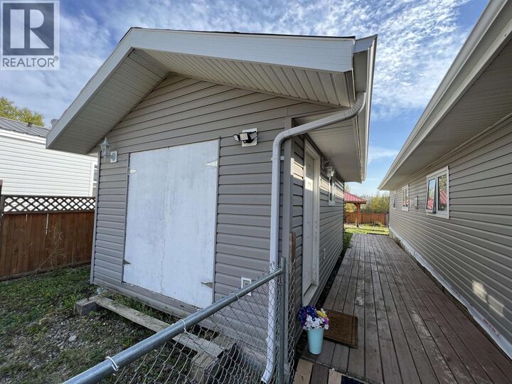 Photo de la propriété: 5228 40th Street BC V0C 1R0
