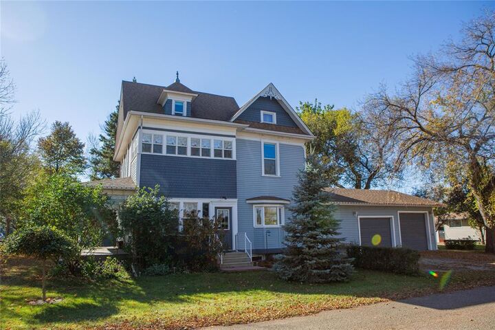 Photo de la propriété: 94 3rd Street South MB R0K 2C0