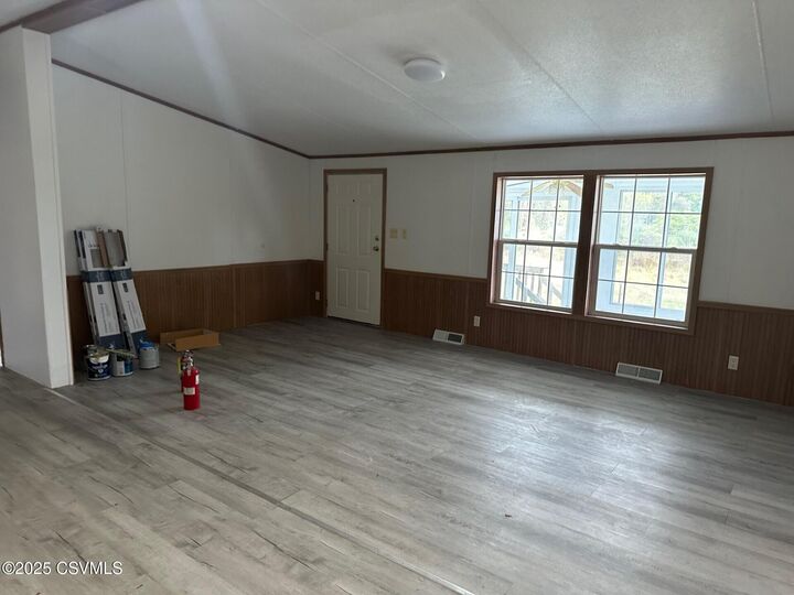 Property Photo: 1092 Seven Kitchens Road PA 17889