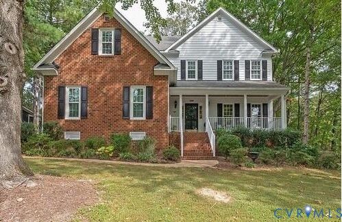 Property Photo: 3800 Ivyglen Drive VA 23233