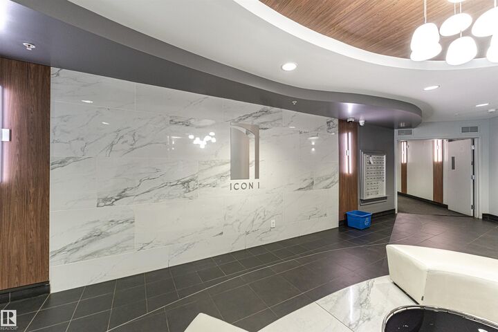 Property Photo:  10136 104 Street NW 1804  AB T5J 0B5 