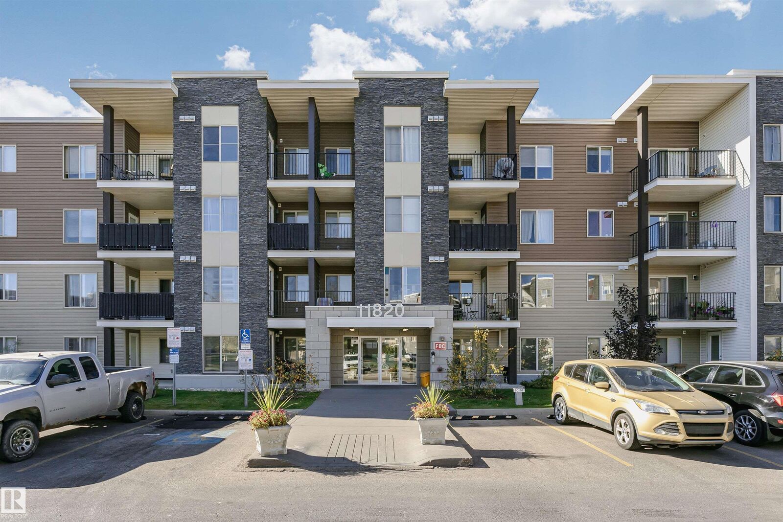 Property Photo: 11820 22 Avenue SW 303 AB T6W 2A2