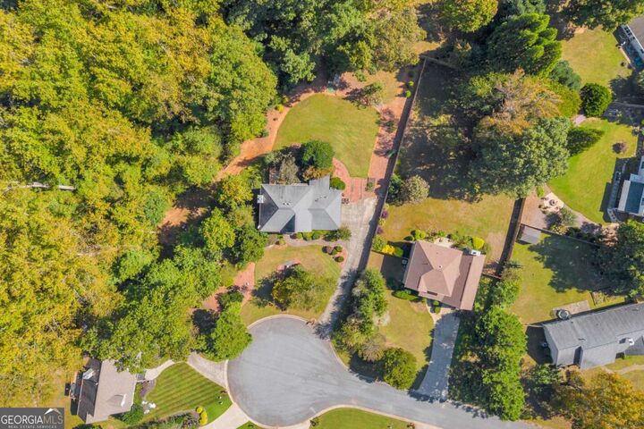 Property Photo: 5440 Cowart Court GA 30041