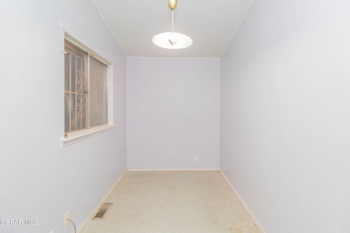 Property Photo: 2801 Polk Avenue TX 79930