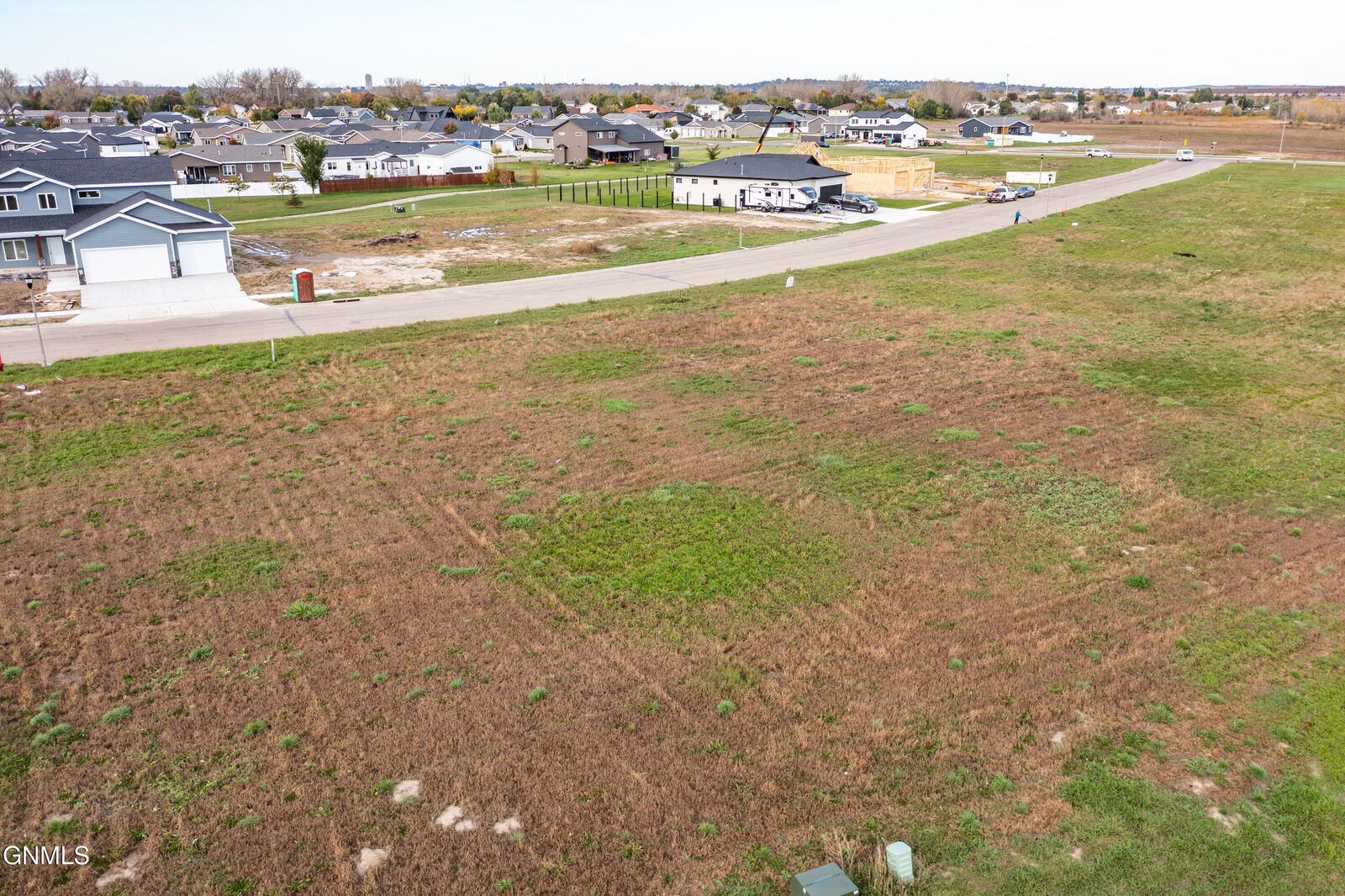 Property Photo: 327 Kamrose Drive ND 58504
