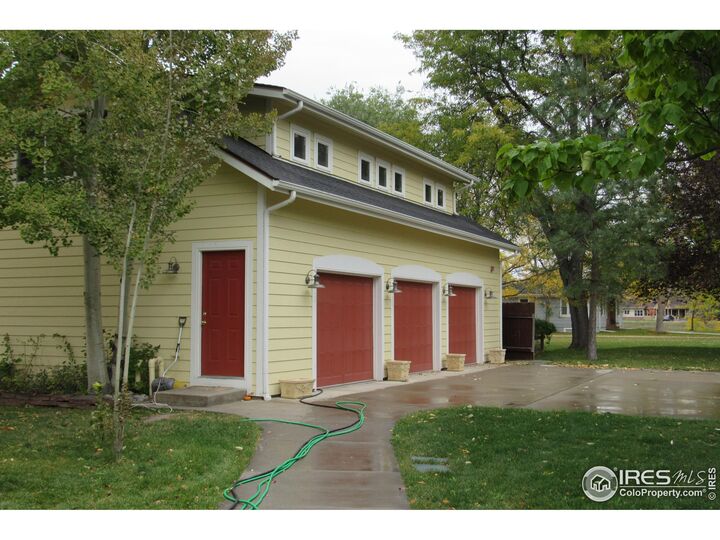 Property Photo:  11375 Jasper Rd  CO 80026 