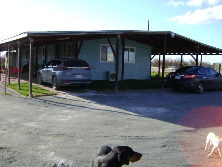 2850 Avenue 54  Alpaugh CA 93201 photo
