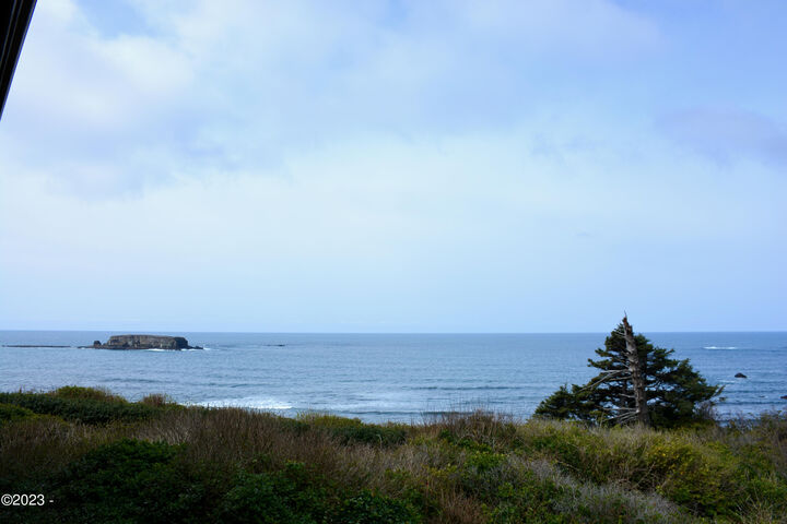 301 Otter Crest Dr, #124-125 1/8th Share  Otter Rock OR 97369 photo