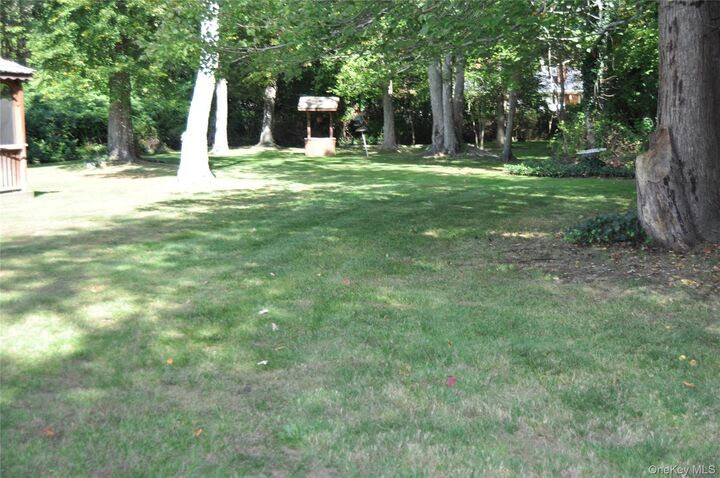 Property Photo: 29 Woodlawn Avenue NY 11769
