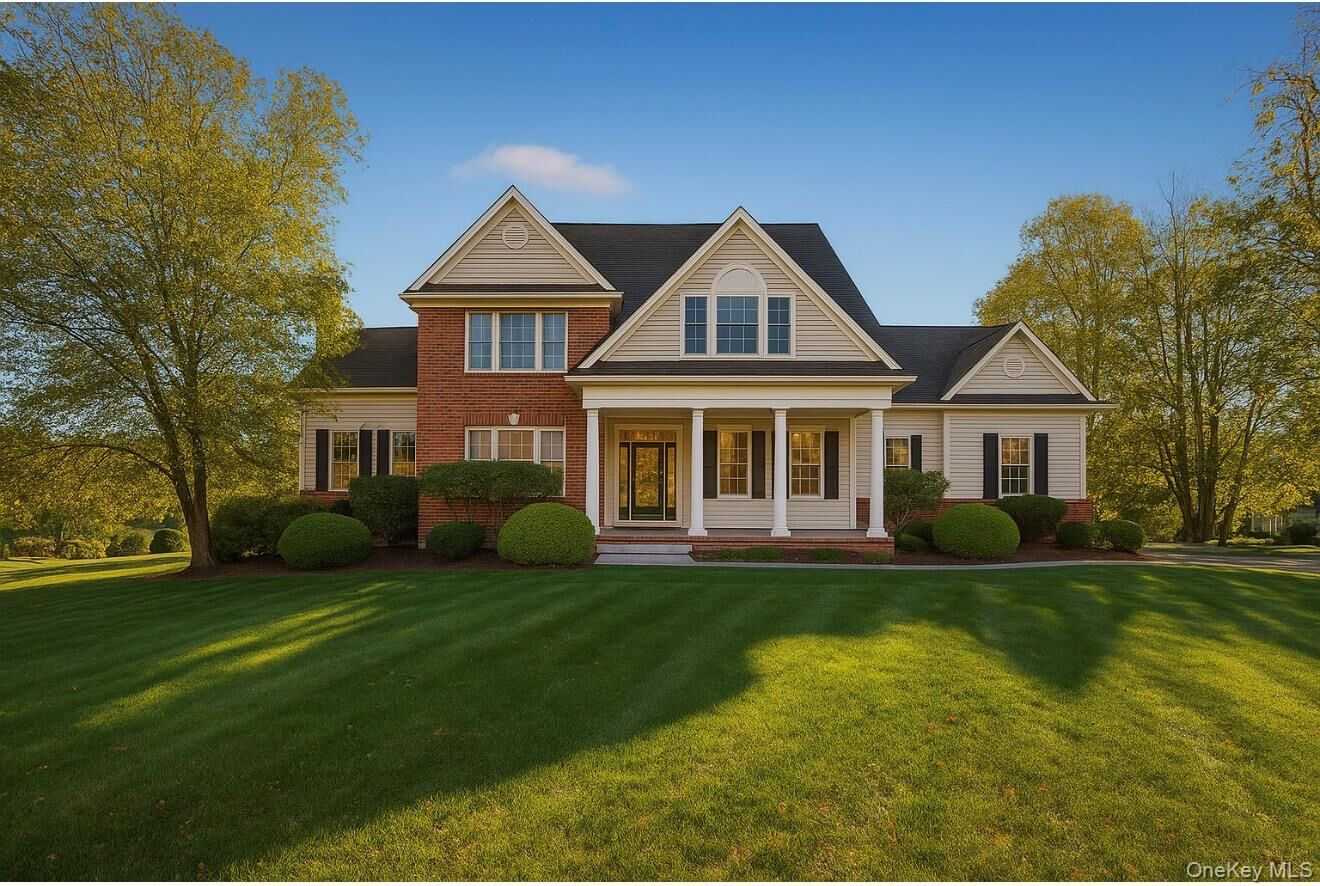 Property Photo:  15 Champlain Drive  NY 12533 