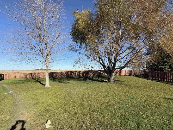 Property Photo:  608 N Patterson Crt  NE 69143 