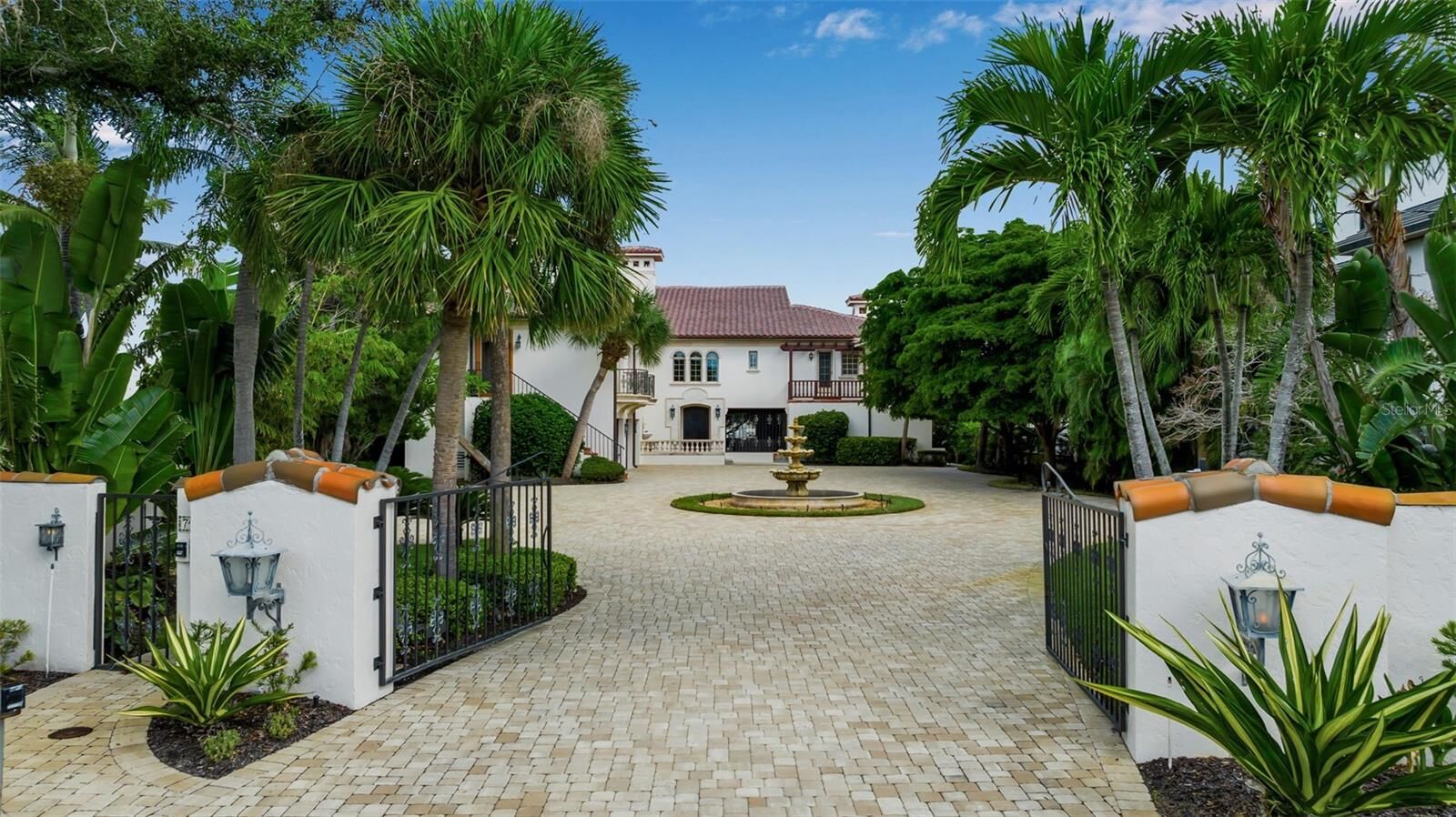 Property Photo: 749 Freeling Drive FL 34242