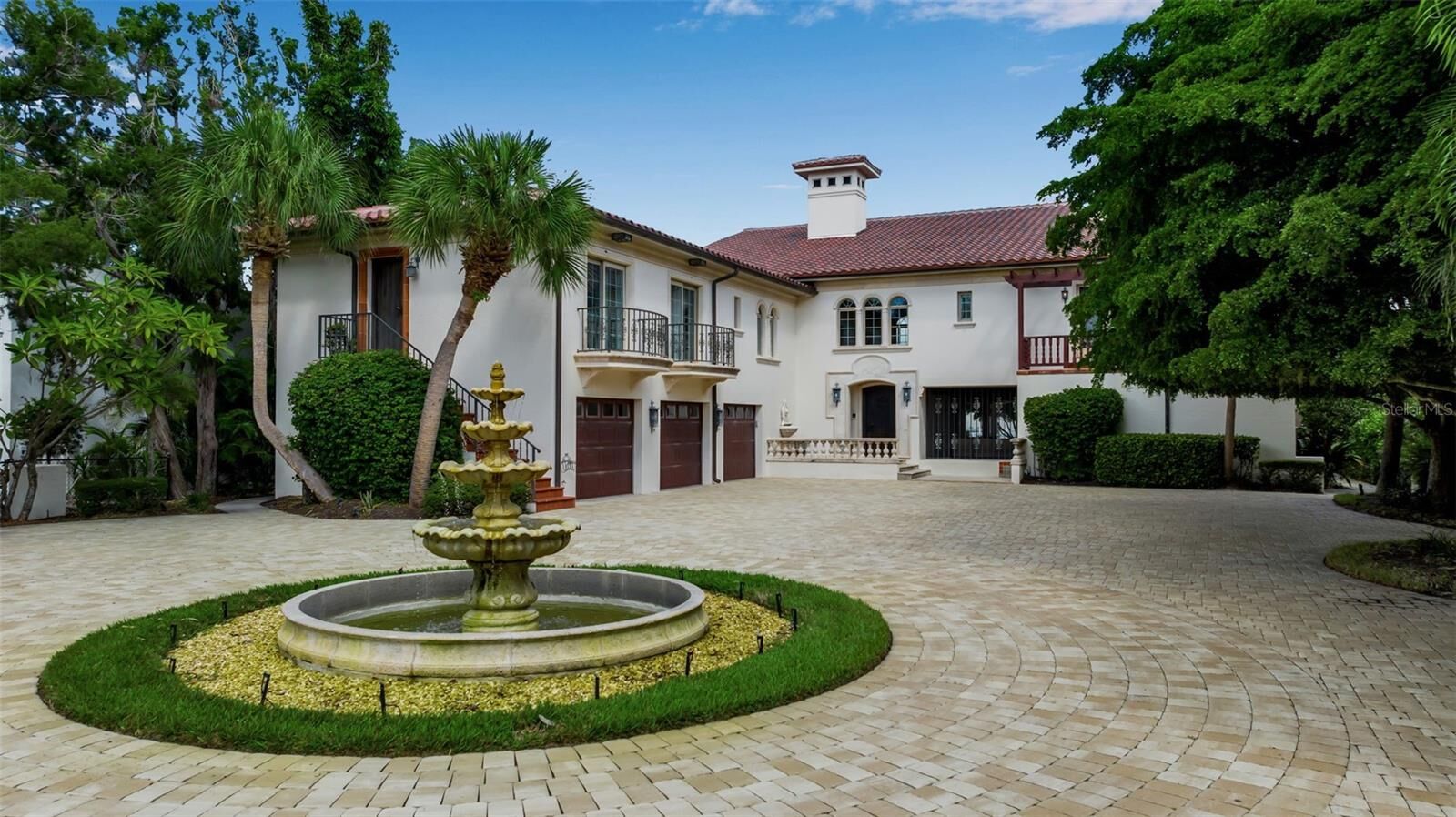 Property Photo:  749 Freeling Drive  FL 34242 