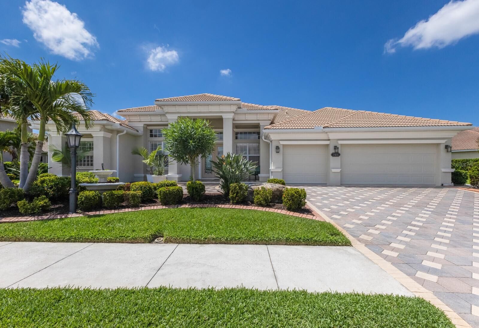 Property Photo: 7031 Scrub Jay Drive FL 34241