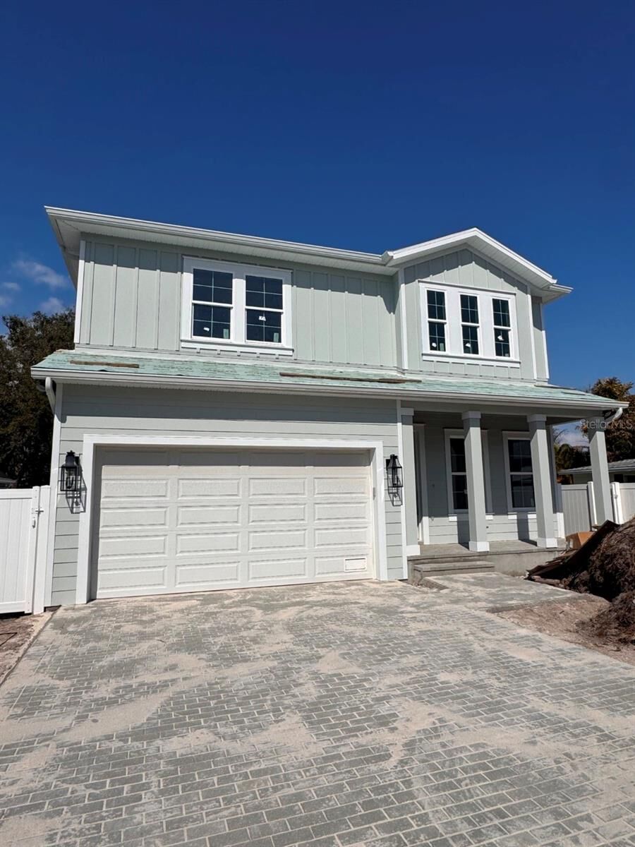 Property Photo: 2815 W Leila Avenue FL 33611