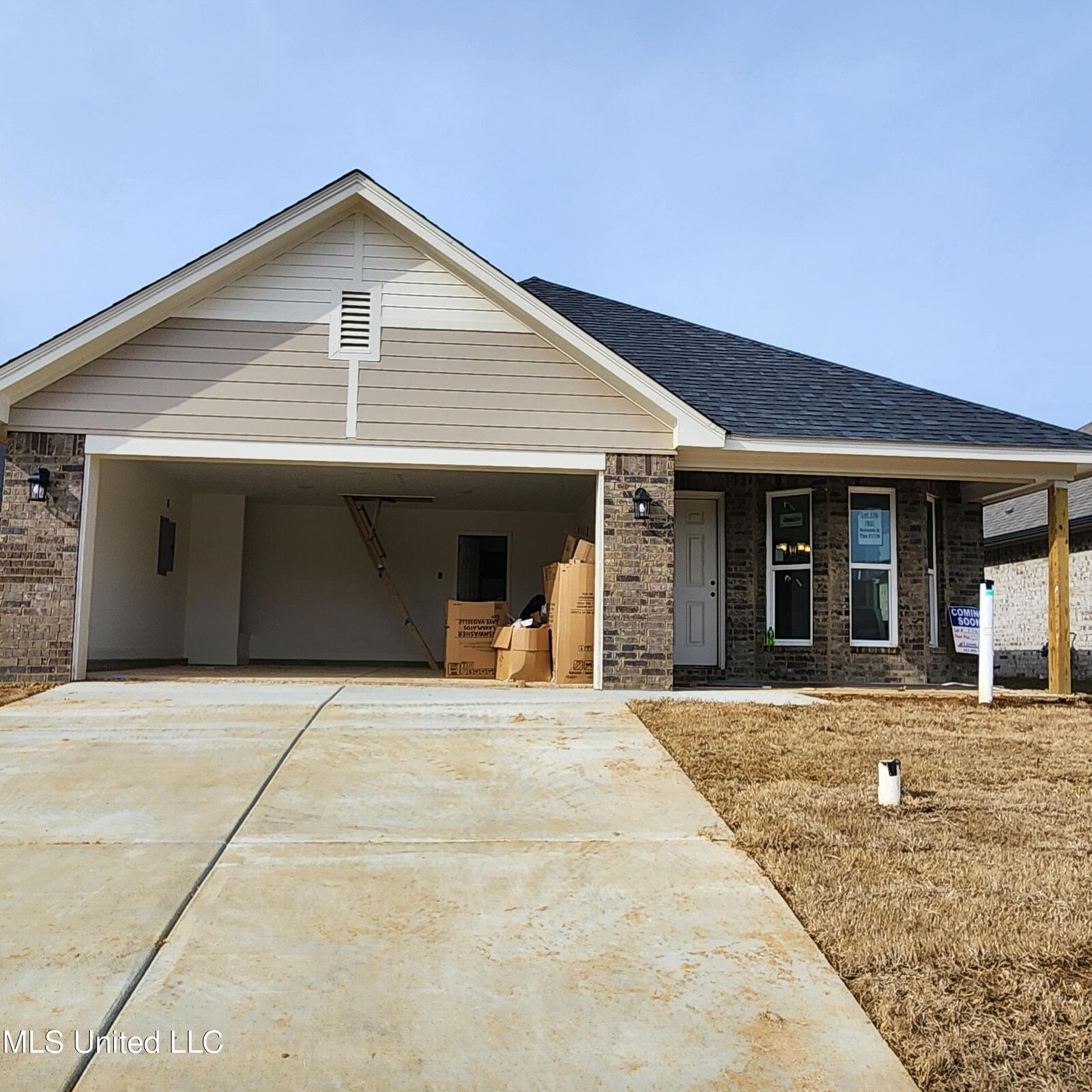 Property Photo:  7851 Gardendale Drive  MS 38654 