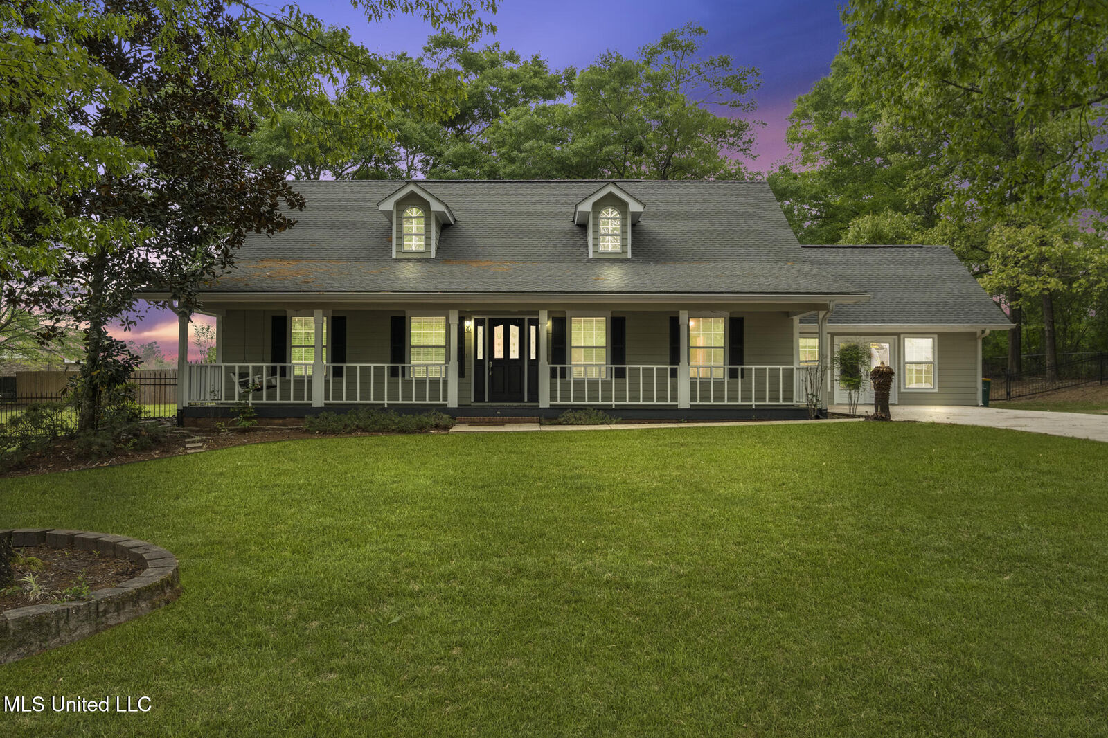 Property Photo:  18401 Dogwood Lane  MS 39574 