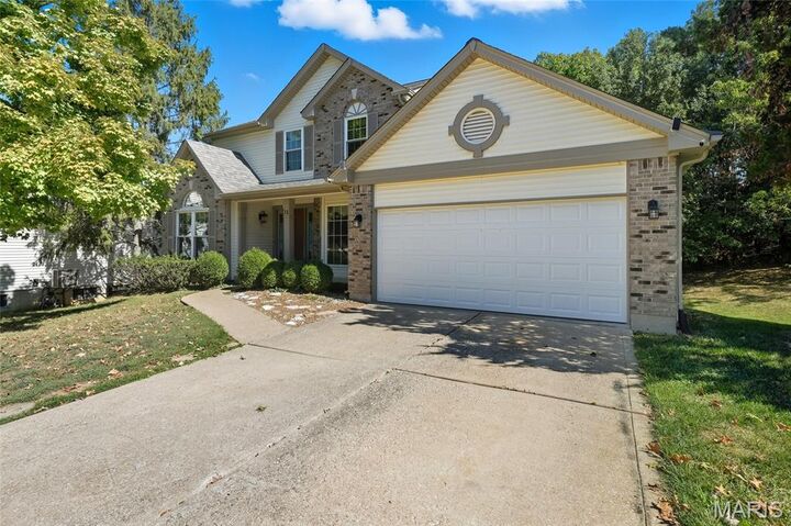 Property Photo: 11 Marymount Court MO 63088