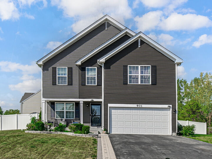Property Photo:  901 Sable Ridge Drive  IL 60431 