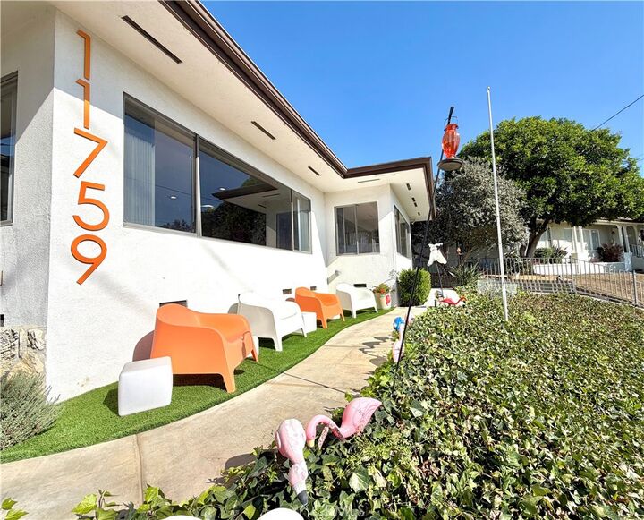 Property Photo:  11759 S Circle Drive  CA 90601