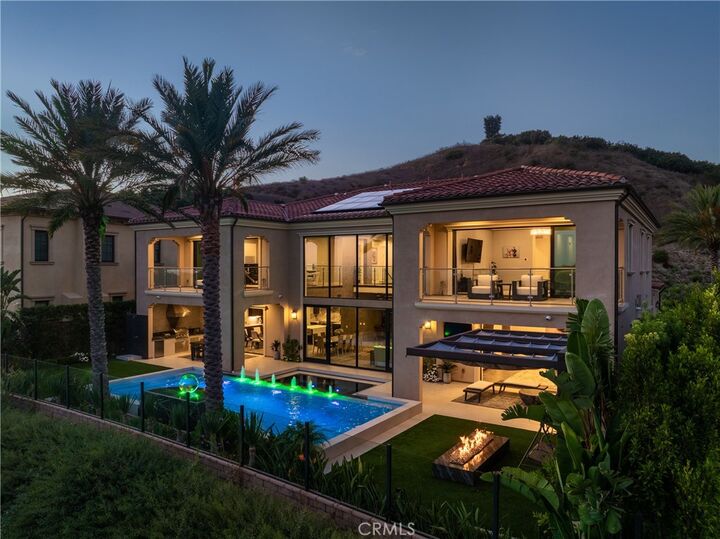 Property Photo:  162 Leafy  CA 92602 