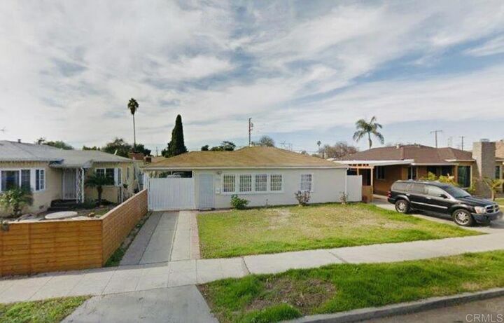 3333 Delta Avenue  Long Beach CA 90810 photo