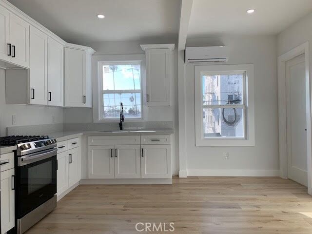 Property Photo:  247 N New Hampshire  CA 90004 