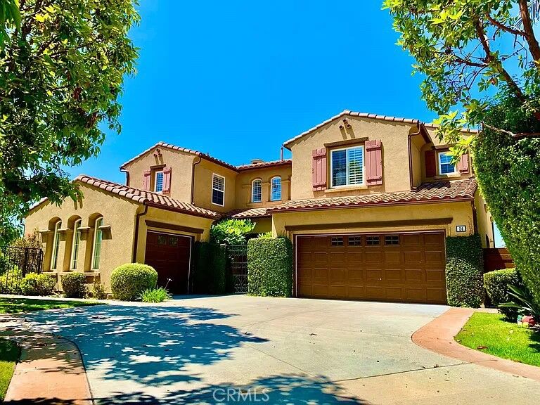 Property Photo: 24 Calle Pacifica CA 92673