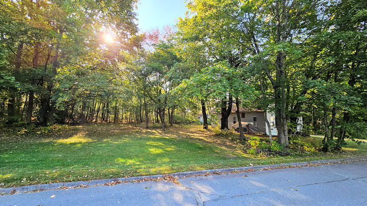 Property Photo: 292 Lincoln Street ME 04967