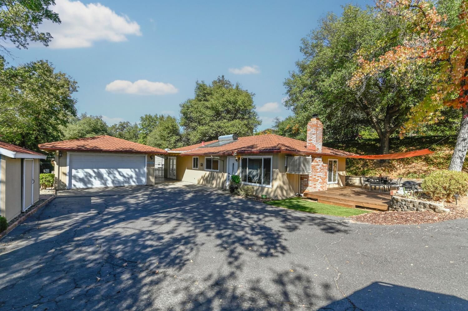 Property Photo:  690 Amador Avenue  CA 95222 