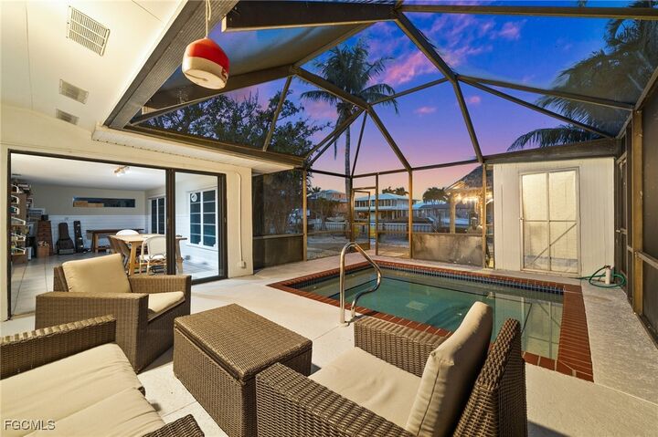 Property Photo:  2331 Lemon Street  FL 33956 