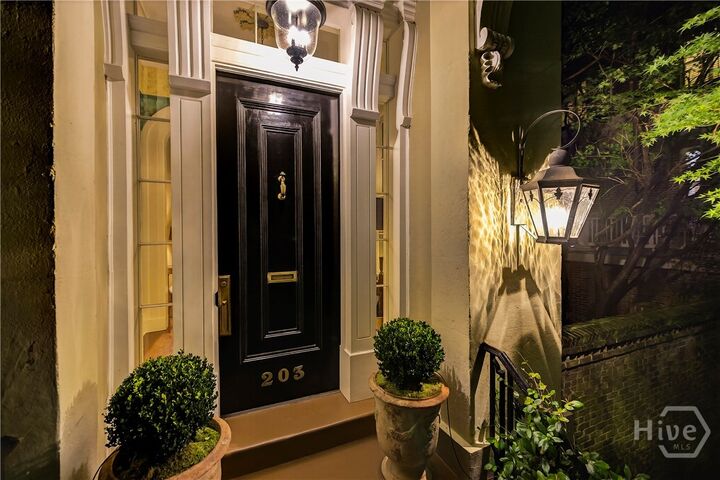 Property Photo:  203 W Charlton Street  GA 31401 