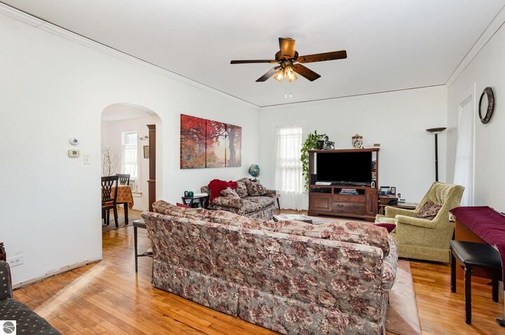 Property Photo:  224 E Newark Street  MI 48847 