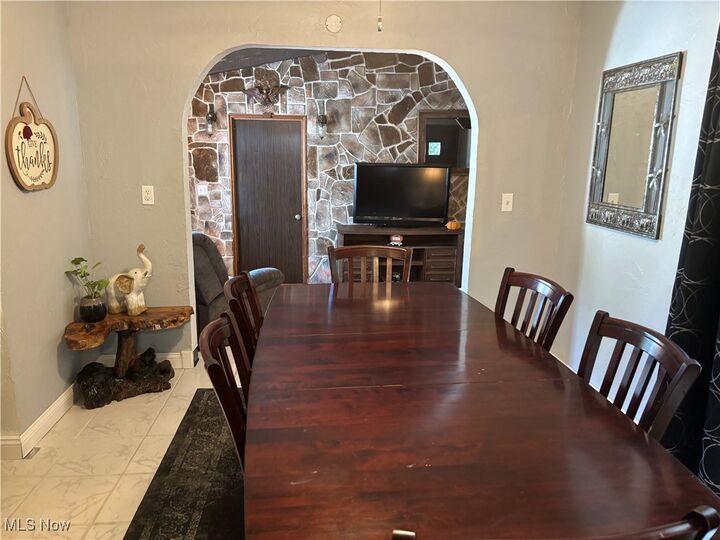 Property Photo: 6289 Mentor Park Boulevard OH 44060