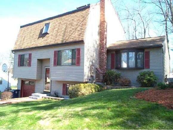 Property Photo:  7 Custom Street  NH 03062 