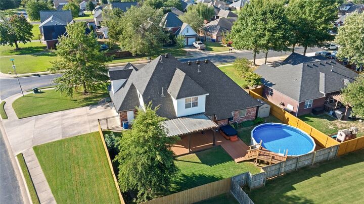 Property Photo: 3100 NW Alberta Street AR 72712